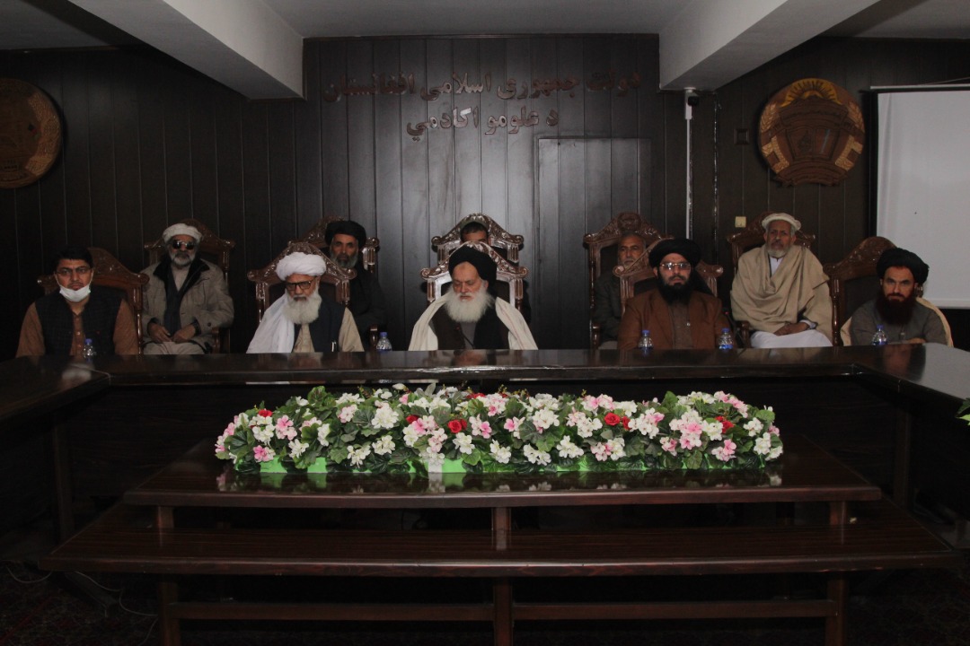 د علومو اکاډمي نوی رئيس شيخ الحديث مولوي فريدالدين محمود معرفي شو