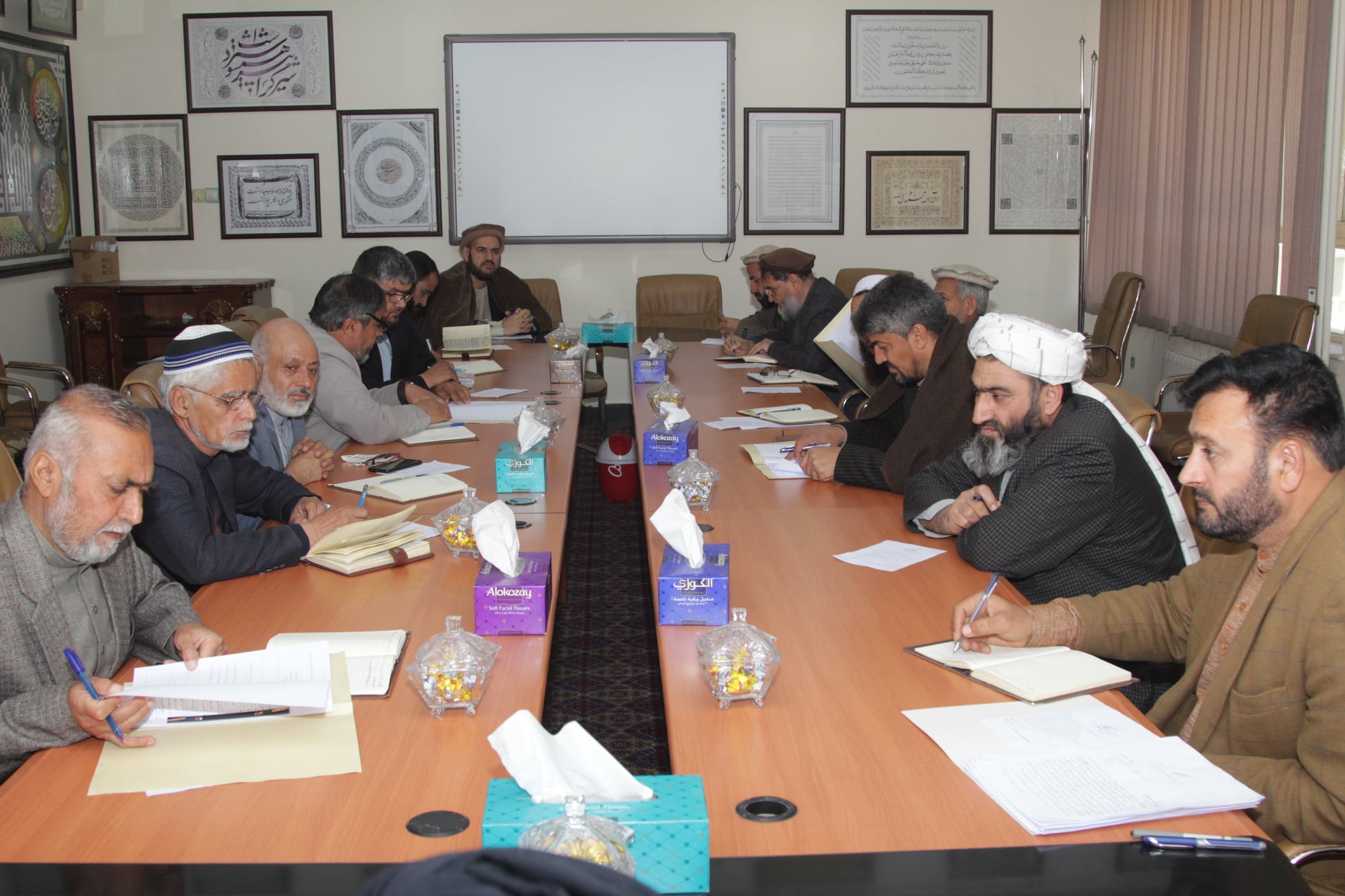 د علومو اکاډمۍ د علمي شورا غونډه