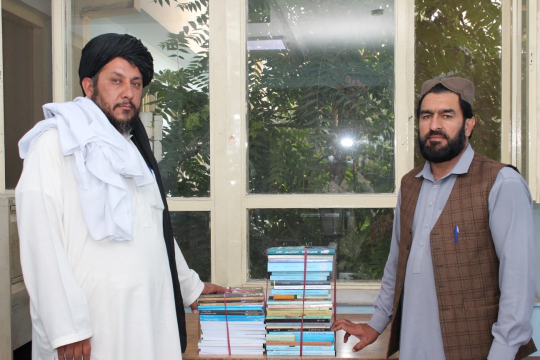 د افغانستان اسلامي امارت د اطلاعاتو او فرهنګ وزارت اطلاعاتو ته د لاسرسي کمېسیون سره د علمي آثارو مرسته وشوه؛