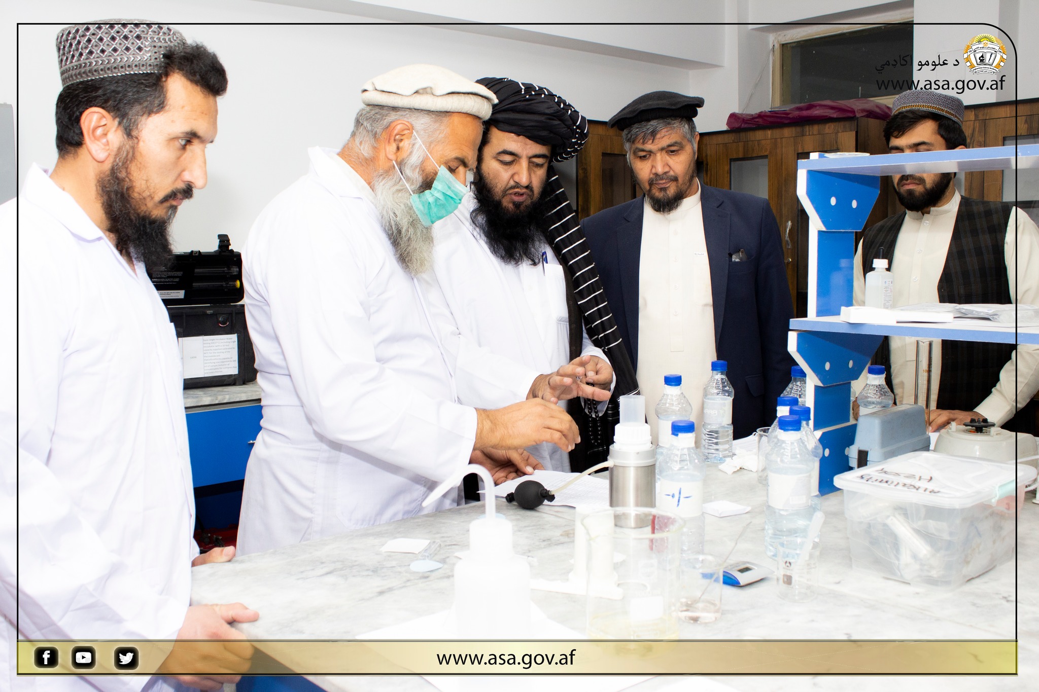 معاون بخش علوم طبیعی – تخنیکی اکادمی علوم از لابراتوار های مربوطه آن معاونیت دیدن نمود